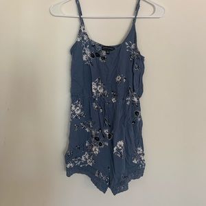 Pacsun (Kendall&Kylie) Mini Romper✨